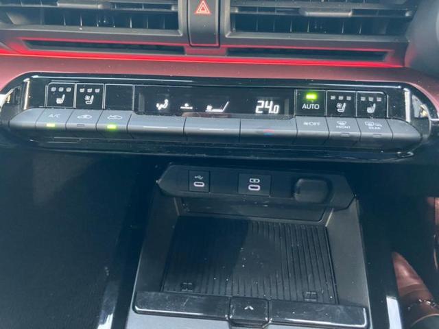 プリウス ４ＷＤ　Ｚ　新品タイヤ／保証書／ディスプレイオーディオ＋ナビ１２．３インチ／デジタルインナーミラー／トヨタセーフティセンス／シートヒーター　前席／全方位モニター／車線逸脱防止支援システム　革シート　全周囲カメラ（17枚目）