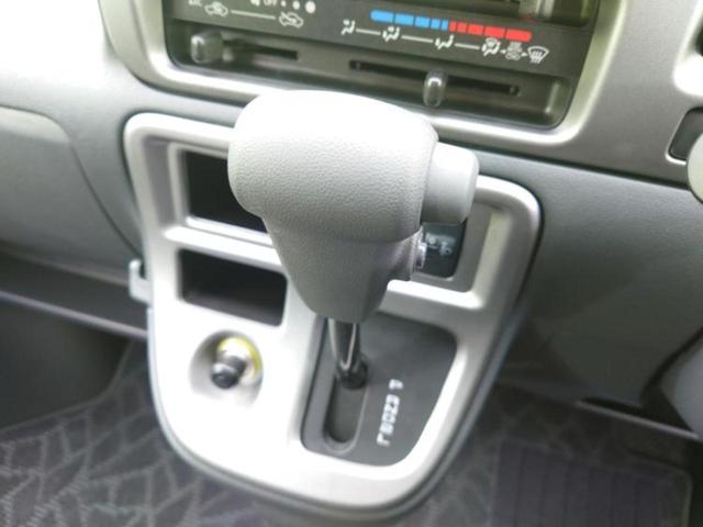 ハイゼットカーゴ ４ＷＤクルーズターボリミテッド　新品タイヤ／保証書／ＡＢＳ／エアバッグ　運転席／エアバッグ　助手席／パワーウインドウ／パワーステアリング／マニュアルエアコン／取扱説明書／ユーザー買取車／パワードアロック／アクセサリーソケット　４ＷＤ（14枚目）