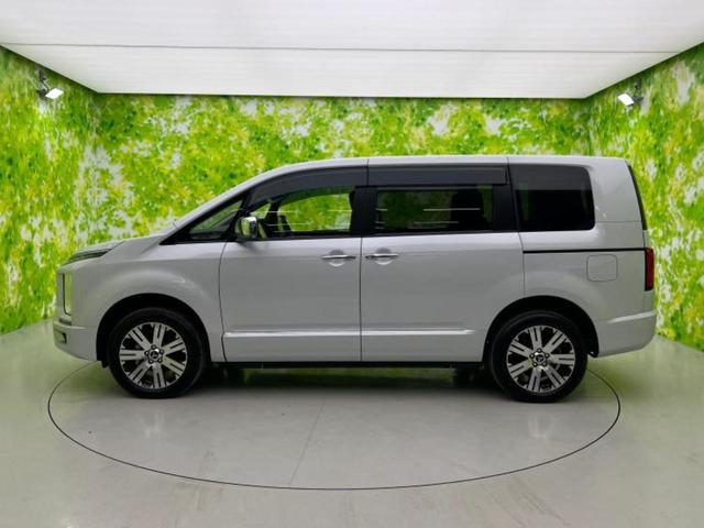 デリカD:5 4WD P 純正 ナビ/衝突安全装置/両側電動スライドドア/シートヒーター 前席/車線逸脱防止支援システム/電動バックドア/オートステップ/ヘッドランプ LED/Bluetooth接続/ETC/EBD付ABS(2枚目)