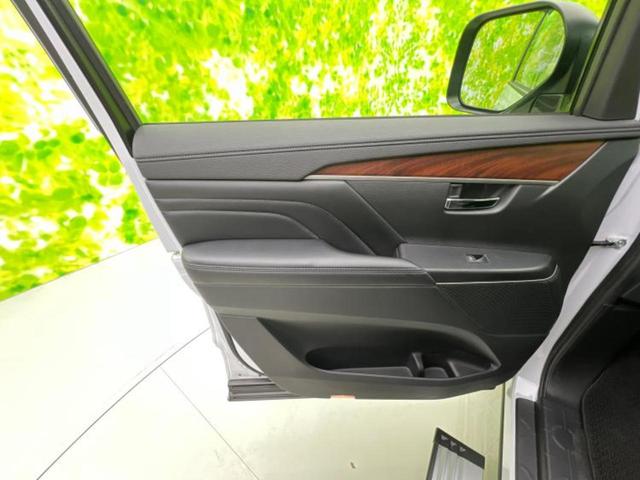 デリカD:5 4WD P 純正 ナビ/衝突安全装置/両側電動スライドドア/シートヒーター 前席/車線逸脱防止支援システム/電動バックドア/オートステップ/ヘッドランプ LED/Bluetooth接続/ETC/EBD付ABS(23枚目)