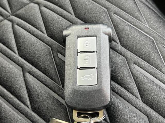 デリカD:5 4WD P 純正 ナビ/衝突安全装置/両側電動スライドドア/シートヒーター 前席/車線逸脱防止支援システム/電動バックドア/オートステップ/ヘッドランプ LED/Bluetooth接続/ETC/EBD付ABS(47枚目)