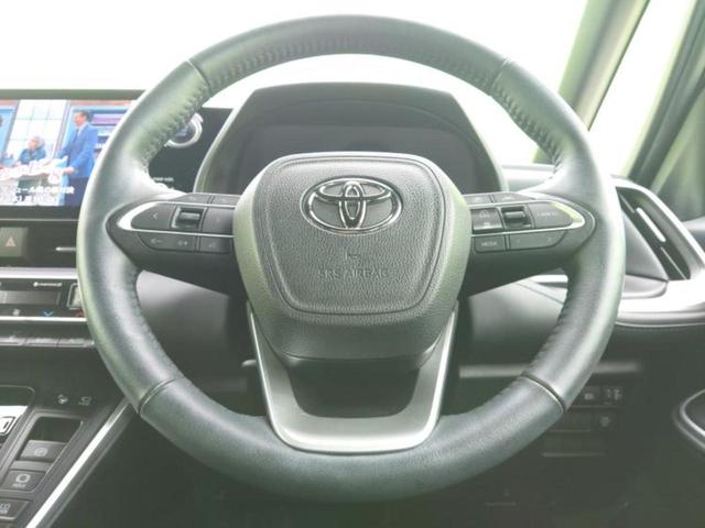 ヴォクシー 4WD S-Z 新品タイヤ/モデリスタエアロ/保証書/ディスプレイオーディオ+ナビ10インチ/フリップダウンモニター 純正 14インチ/衝突安全装置/両側電動スライドドア/シートヒーター 衝突被害軽減システム 4WD(16枚目)