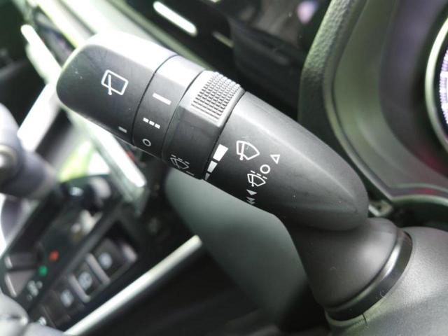 ヴォクシー 4WD S-Z 新品タイヤ/モデリスタエアロ/保証書/ディスプレイオーディオ+ナビ10インチ/フリップダウンモニター 純正 14インチ/衝突安全装置/両側電動スライドドア/シートヒーター 衝突被害軽減システム 4WD(18枚目)