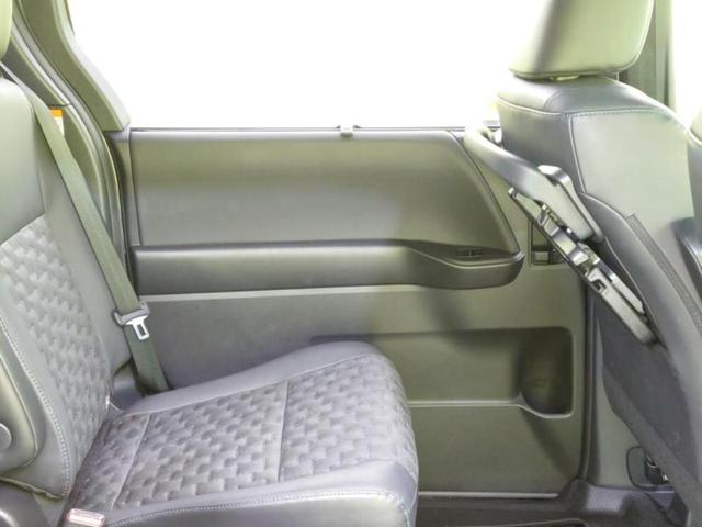 ヴォクシー 4WD S-Z 新品タイヤ/モデリスタエアロ/保証書/ディスプレイオーディオ+ナビ10インチ/フリップダウンモニター 純正 14インチ/衝突安全装置/両側電動スライドドア/シートヒーター 衝突被害軽減システム 4WD(25枚目)