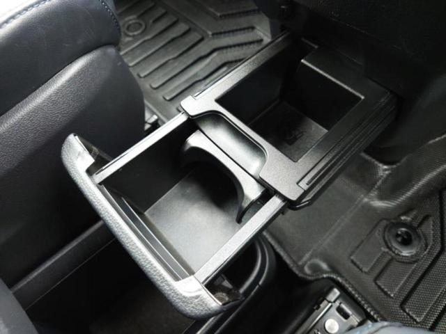 ヴォクシー 4WD S-Z 新品タイヤ/モデリスタエアロ/保証書/ディスプレイオーディオ+ナビ10インチ/フリップダウンモニター 純正 14インチ/衝突安全装置/両側電動スライドドア/シートヒーター 衝突被害軽減システム 4WD(42枚目)