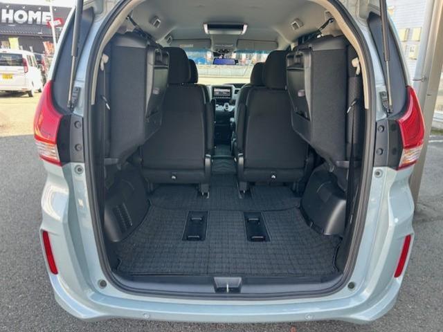 フリードハイブリッド 4WDハイブリッドGブラックスタイル 新品タイヤ/保証書/純正 9インチ SDナビ/フリップダウンモニター 純正 10.1インチ/ホンダセンシング/両側電動スライドドア/シートヒーター 前席/車線逸脱防止支援システム 衝突被害軽減システム(8枚目)