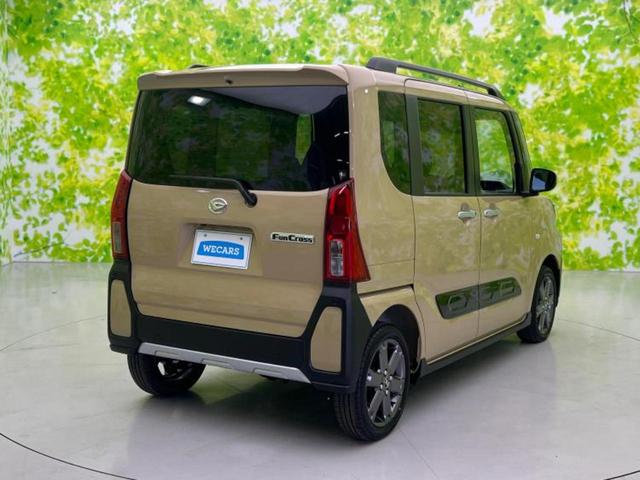 タント ４ＷＤファンクロスターボ　ディスプレイオーディオ９インチ／衝突安全装置／両側電動スライドドア／シートヒーター　前席／車線逸脱防止支援システム／ヘッドランプ　ＬＥＤ／ＥＢＤ付ＡＢＳ／横滑り防止装置／アイドリングストップ　４ＷＤ（3枚目）