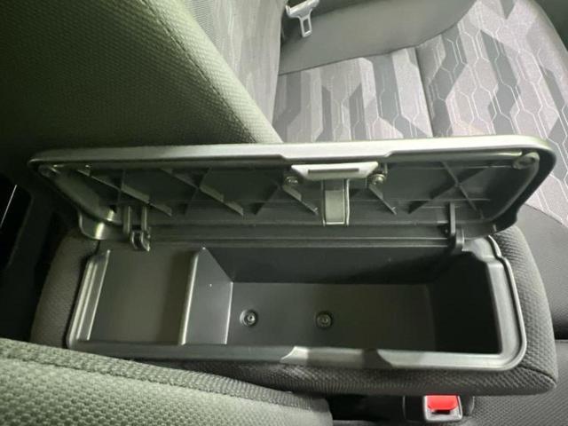 タント ４ＷＤファンクロスターボ　ディスプレイオーディオ９インチ／衝突安全装置／両側電動スライドドア／シートヒーター　前席／車線逸脱防止支援システム／ヘッドランプ　ＬＥＤ／ＥＢＤ付ＡＢＳ／横滑り防止装置／アイドリングストップ　４ＷＤ（29枚目）