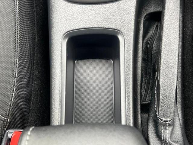 ＷＥＣＡＲＳでは各商談席に大型モニターをご用意しております！見やすい大画面でゆったりと全国の在庫をご覧いただけます！是非ご来店お待ちしております！