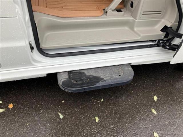 国産車から輸入車まで多様なお客様のニーズのお応えできるように、全国規模で豊富な在庫展開！車のことならＷＥＣＡＲＳへ！