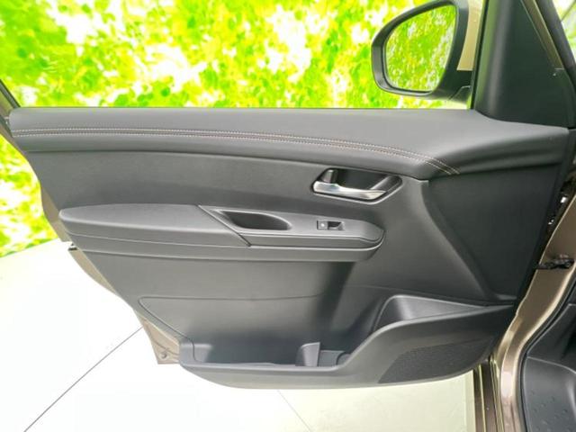 セレナ 4WDハイウェイスターV 新品タイヤ/保証書/ディスプレイオーディオ+ナビ12.3インチ/衝突安全装置/両側電動スライドドア/シートヒーター/アラウンドビューモニター/車線逸脱防止支援システム/プロパイロット 全周囲カメラ(23枚目)