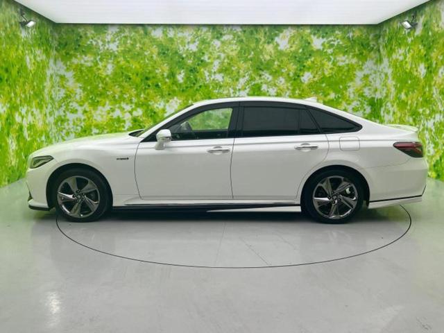 クラウンハイブリッド ４ＷＤ　ＲＳ　Ｆｏｕｒ　新品タイヤ／サンルーフ／保証書／純正　ＳＤナビ／衝突安全装置／シートヒーター　前席／車線逸脱防止支援システム／ヘッドランプ　ＬＥＤ／Ｂｌｕｅｔｏｏｔｈ接続／ＥＴＣ／ＥＢＤ付ＡＢＳ／横滑り防止装置（2枚目）