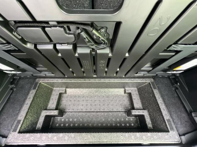 タント ４ＷＤカスタムＲＳ　新品タイヤ／保証書／純正　ＳＤナビ／衝突安全装置／両側電動スライドドア／シートヒーター／パノラマモニター／車線逸脱防止支援システム／シート　ハーフレザー／ヘッドランプ　ＬＥＤ　衝突被害軽減システム（24枚目）