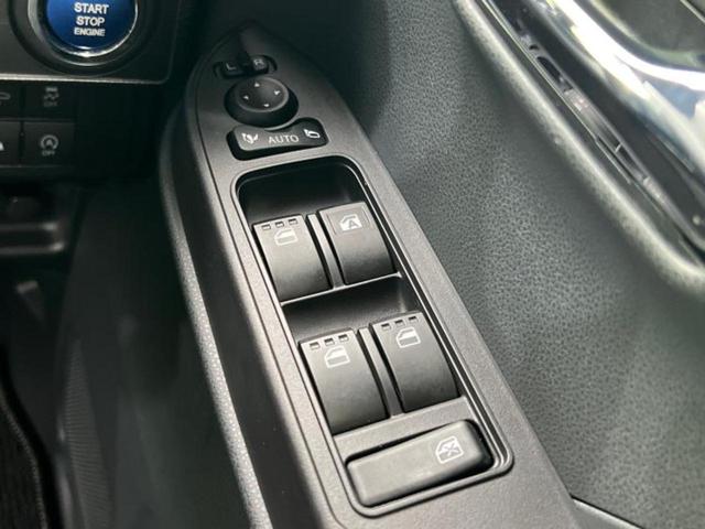 タント ４ＷＤカスタムＲＳ　新品タイヤ／保証書／純正　ＳＤナビ／衝突安全装置／両側電動スライドドア／シートヒーター／パノラマモニター／車線逸脱防止支援システム／シート　ハーフレザー／ヘッドランプ　ＬＥＤ　衝突被害軽減システム（29枚目）