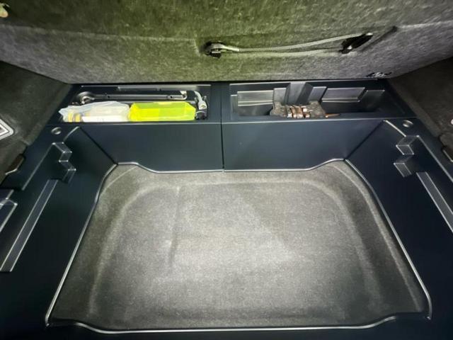 NX 4WD NX200tバージョンL 保証書/純正 SDナビ/プリクラッシュセーフティ/シートエアコン/車線逸脱防止支援システム/シート フルレザー/電動バックドア/ヘッドランプ LED/Bluetooth接続/ETC/EBD付ABS(24枚目)