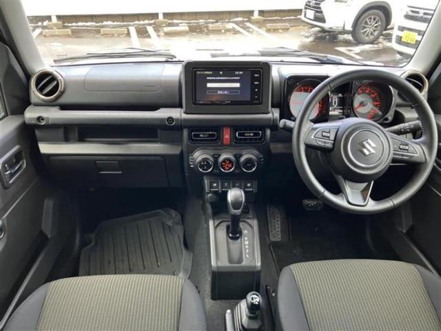 ジムニー ４ＷＤ　ＸＣ　新品タイヤ／保証書／社外　ＳＤナビ／衝突安全装置／シートヒーター／車線逸脱防止支援システム／ヘッドランプ　ＬＥＤ／Ｂｌｕｅｔｏｏｔｈ接続／ＥＴＣ／ＡＢＳ／横滑り防止装置／アイドリングストップ　４ＷＤ（4枚目）