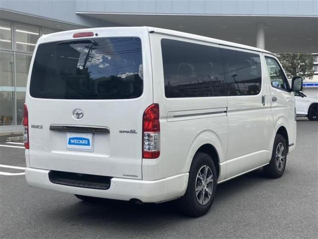 ハイエースバン ４ＷＤロングスーパーＧＬダークプライム２　新品タイヤ／保証書／純正　ＳＤナビ／衝突安全装置／両側電動スライドドア／全方位モニター／車線逸脱防止支援システム／シート　ハーフレザー／ヘッドランプ　ＬＥＤ／Ｂｌｕｅｔｏｏｔｈ接続／ＥＴＣ　４ＷＤ（3枚目）