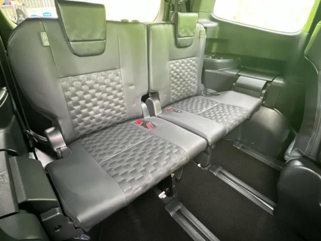 ヴォクシー ４ＷＤハイブリッドＳ－Ｚ　保証書／ディスプレイオーディオ１０．５インチ／衝突安全装置／両側電動スライドドア／シートヒーター　前席／車線逸脱防止支援システム／シート　ハーフレザー／オートステップ／ヘッドランプ　ＬＥＤ　４ＷＤ（6枚目）