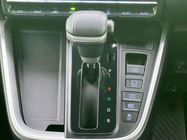 ヴォクシー ４ＷＤハイブリッドＳ－Ｚ　保証書／ディスプレイオーディオ１０．５インチ／衝突安全装置／両側電動スライドドア／シートヒーター　前席／車線逸脱防止支援システム／シート　ハーフレザー／オートステップ／ヘッドランプ　ＬＥＤ　４ＷＤ（18枚目）