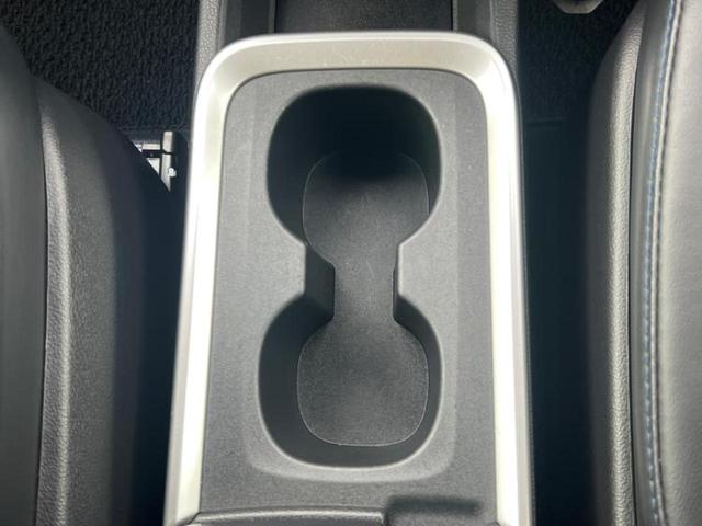 ヴォクシー ４ＷＤハイブリッドＳ－Ｚ　保証書／ディスプレイオーディオ１０．５インチ／衝突安全装置／両側電動スライドドア／シートヒーター　前席／車線逸脱防止支援システム／シート　ハーフレザー／オートステップ／ヘッドランプ　ＬＥＤ　４ＷＤ（38枚目）