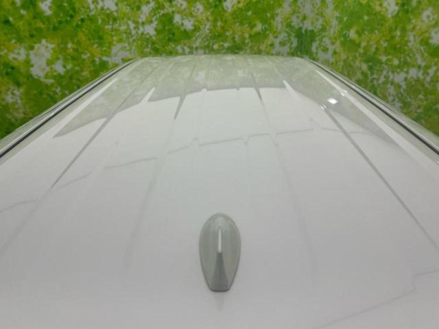 ヴォクシー ４ＷＤハイブリッドＳ－Ｚ　保証書／ディスプレイオーディオ１０．５インチ／衝突安全装置／両側電動スライドドア／シートヒーター　前席／車線逸脱防止支援システム／シート　ハーフレザー／オートステップ／ヘッドランプ　ＬＥＤ　４ＷＤ（53枚目）