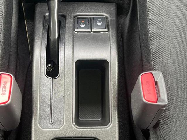 「この車の写真をもっと見たい」「状態が気になる」「この装備はついている？」どんな小さな疑問でもお気軽にお問い合わせください！