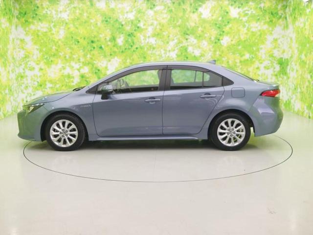 カローラ ４ＷＤハイブリッドＳ　ディスプレイオーディオ８インチ／衝突安全装置／車線逸脱防止支援システム／ドライブレコーダー　前後／ヘッドランプ　ＬＥＤ／ＥＴＣ／ＥＢＤ付ＡＢＳ／横滑り防止装置／アイドリングストップ　バックカメラ　ＴＶ（2枚目）