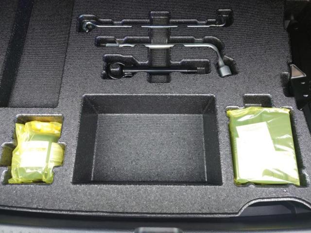 カローラ ４ＷＤハイブリッドＳ　ディスプレイオーディオ８インチ／衝突安全装置／車線逸脱防止支援システム／ドライブレコーダー　前後／ヘッドランプ　ＬＥＤ／ＥＴＣ／ＥＢＤ付ＡＢＳ／横滑り防止装置／アイドリングストップ　バックカメラ　ＴＶ（23枚目）