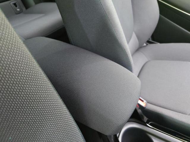 カローラ ４ＷＤハイブリッドＳ　ディスプレイオーディオ８インチ／衝突安全装置／車線逸脱防止支援システム／ドライブレコーダー　前後／ヘッドランプ　ＬＥＤ／ＥＴＣ／ＥＢＤ付ＡＢＳ／横滑り防止装置／アイドリングストップ　バックカメラ　ＴＶ（30枚目）