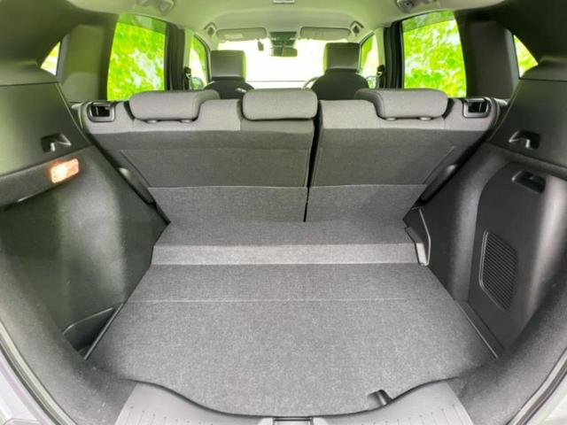 フィット ４ＷＤ　ｅＨＥＶクロスター　保証書／純正　９インチ　ＳＤナビ／衝突安全装置／車線逸脱防止支援システム／シート　ハーフレザー／ヘッドランプ　ＬＥＤ／ＵＳＢジャック／Ｂｌｕｅｔｏｏｔｈ接続／ＥＴＣ／ＥＢＤ付ＡＢＳ／横滑り防止装置（8枚目）