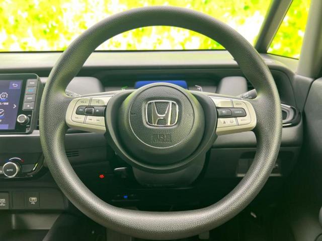 フィット ４ＷＤ　ｅＨＥＶクロスター　保証書／純正　９インチ　ＳＤナビ／衝突安全装置／車線逸脱防止支援システム／シート　ハーフレザー／ヘッドランプ　ＬＥＤ／ＵＳＢジャック／Ｂｌｕｅｔｏｏｔｈ接続／ＥＴＣ／ＥＢＤ付ＡＢＳ／横滑り防止装置（15枚目）