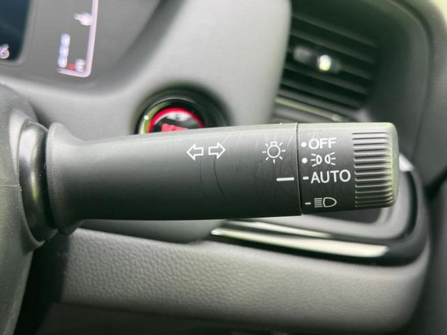 フィット ４ＷＤ　ｅＨＥＶクロスター　保証書／純正　９インチ　ＳＤナビ／衝突安全装置／車線逸脱防止支援システム／シート　ハーフレザー／ヘッドランプ　ＬＥＤ／ＵＳＢジャック／Ｂｌｕｅｔｏｏｔｈ接続／ＥＴＣ／ＥＢＤ付ＡＢＳ／横滑り防止装置（16枚目）