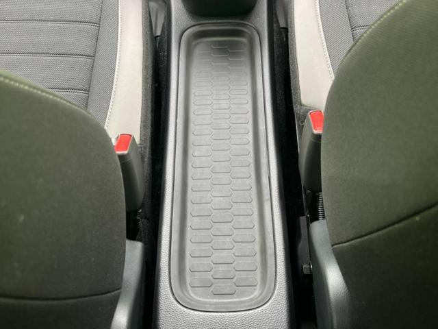 フィット ４ＷＤ　ｅＨＥＶクロスター　保証書／純正　９インチ　ＳＤナビ／衝突安全装置／車線逸脱防止支援システム／シート　ハーフレザー／ヘッドランプ　ＬＥＤ／ＵＳＢジャック／Ｂｌｕｅｔｏｏｔｈ接続／ＥＴＣ／ＥＢＤ付ＡＢＳ／横滑り防止装置（40枚目）