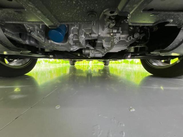 フィット ４ＷＤ　ｅＨＥＶクロスター　保証書／純正　９インチ　ＳＤナビ／衝突安全装置／車線逸脱防止支援システム／シート　ハーフレザー／ヘッドランプ　ＬＥＤ／ＵＳＢジャック／Ｂｌｕｅｔｏｏｔｈ接続／ＥＴＣ／ＥＢＤ付ＡＢＳ／横滑り防止装置（49枚目）