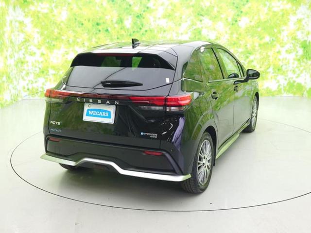 ノート 4WDオーテックFOUR 新品タイヤ/保証書/純正 SDナビ/インテリジェントルームミラー/衝突安全装置/シートヒーター/全方位モニター/車線逸脱防止支援システム/シート 合皮/プロパイロット/ヘッドランプ LED 4WD(3枚目)