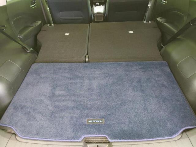 ノート 4WDオーテックFOUR 新品タイヤ/保証書/純正 SDナビ/インテリジェントルームミラー/衝突安全装置/シートヒーター/全方位モニター/車線逸脱防止支援システム/シート 合皮/プロパイロット/ヘッドランプ LED 4WD(19枚目)