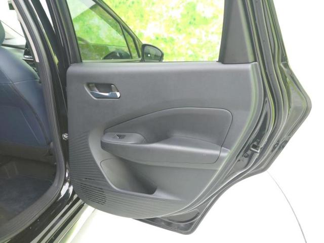 ノート 4WDオーテックFOUR 新品タイヤ/保証書/純正 SDナビ/インテリジェントルームミラー/衝突安全装置/シートヒーター/全方位モニター/車線逸脱防止支援システム/シート 合皮/プロパイロット/ヘッドランプ LED 4WD(21枚目)