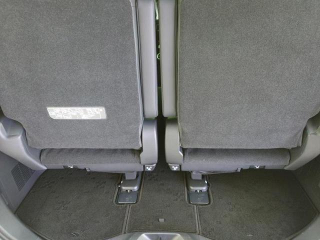 アルファードハイブリッド ４ＷＤハイブリッドＺ　サンルーフ／保証書／ディスプレイオーディオ＋ナビ／デジタルインナーミラー／衝突安全装置／両側電動スライドドア／シートヒーター／全方位モニター／車線逸脱防止支援システム／シート　合皮　全周囲カメラ（20枚目）