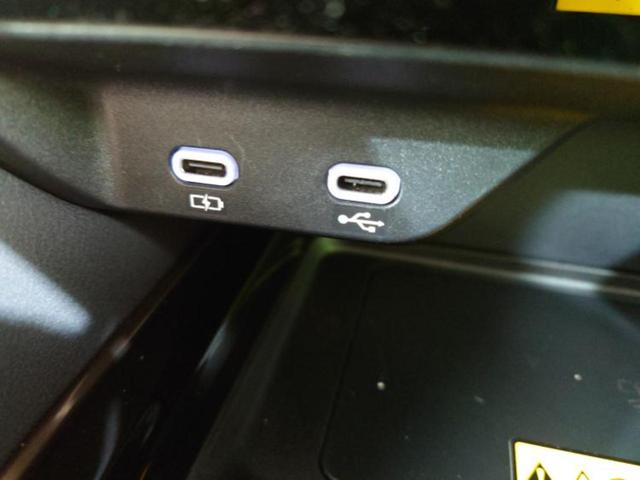 アルファードハイブリッド ４ＷＤハイブリッドＺ　サンルーフ／保証書／ディスプレイオーディオ＋ナビ／デジタルインナーミラー／衝突安全装置／両側電動スライドドア／シートヒーター／全方位モニター／車線逸脱防止支援システム／シート　合皮　全周囲カメラ（43枚目）