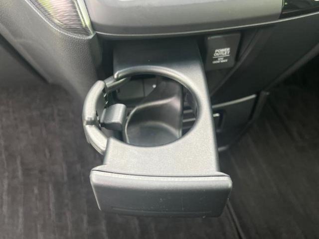 ステップワゴンスパーダ ４ＷＤスパーダクールスピリット・ホンダセンシング　新品タイヤ／保証書／純正　１０インチ　ＳＤナビ／両側電動スライドドア／シートヒーター　前席／シート　ハーフレザー／ヘッドランプ　ＬＥＤ／ＵＳＢジャック／ＥＴＣ／ＥＢＤ付ＡＢＳ／横滑り防止装置　４ＷＤ（41枚目）