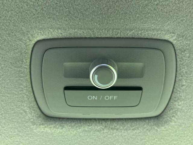 ステップワゴンスパーダ ４ＷＤスパーダクールスピリット・ホンダセンシング　新品タイヤ／保証書／純正　１０インチ　ＳＤナビ／両側電動スライドドア／シートヒーター　前席／シート　ハーフレザー／ヘッドランプ　ＬＥＤ／ＵＳＢジャック／ＥＴＣ／ＥＢＤ付ＡＢＳ／横滑り防止装置　４ＷＤ（50枚目）