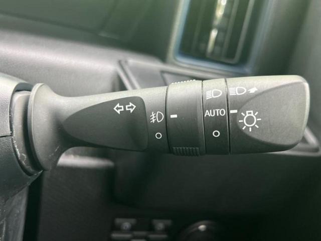 タント ４ＷＤカスタムＸ　新品タイヤ／保証書／衝突安全装置／両側電動スライドドア／シートヒーター　前席／シート　ハーフレザー／ヘッドランプ　ＬＥＤ／ＥＴＣ／ＥＢＤ付ＡＢＳ／横滑り防止装置／アイドリングストップ　４ＷＤ（12枚目）