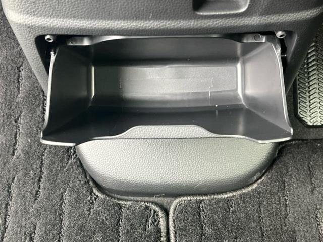 N-BOXカスタム 4WD L 保証書/ディスプレイオーディオ/衝突安全装置/両側電動スライドドア/シートヒーター 前席/車線逸脱防止支援システム/シート フルレザー/ヘッドランプ LED/Bluetooth接続/ETC 革シート(36枚目)