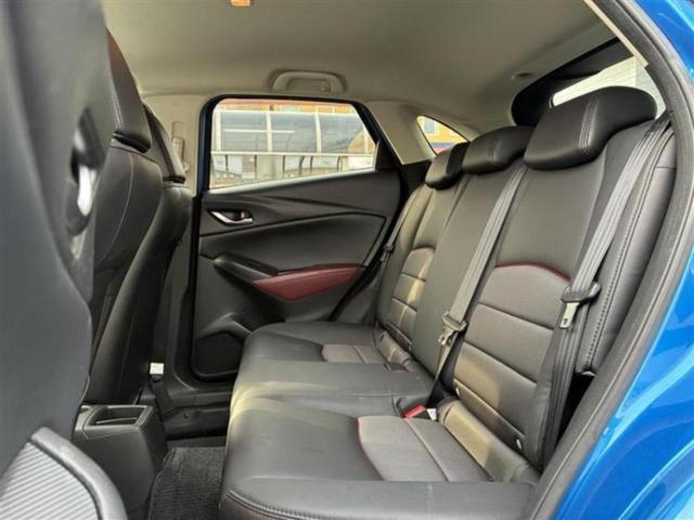 CX-3 4WD XDツーリング 新品タイヤ/純正 SDナビ/衝突安全装置/シートヒーター 前席/シート ハーフレザー/ヘッドランプ LED/Bluetooth接続/ETC/EBD付ABS/横滑り防止装置/アイドリングストップ 4WD(7枚目)