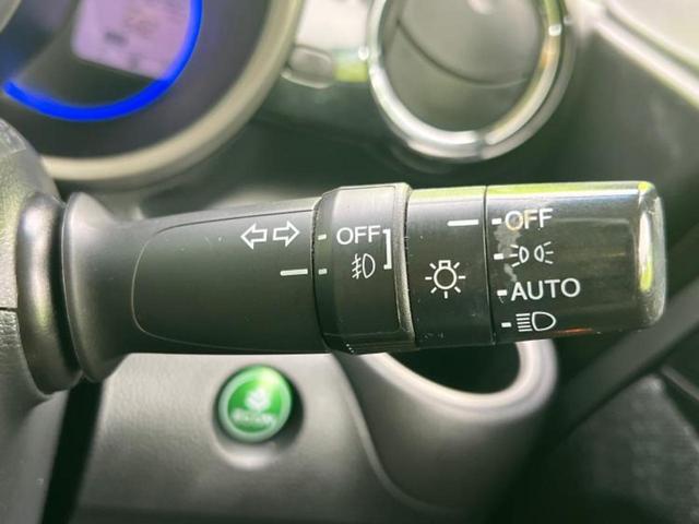 N-BOXカスタム 4WD G・ターボパッケージ 新品タイヤ/保証書/両側電動スライドドア/ヘッドランプ HID/EBD付ABS/横滑り防止装置/エアバッグ 運転席/エアバッグ 助手席/アルミホイール 純正 15インチ/パワーウインドウ 4WD(11枚目)