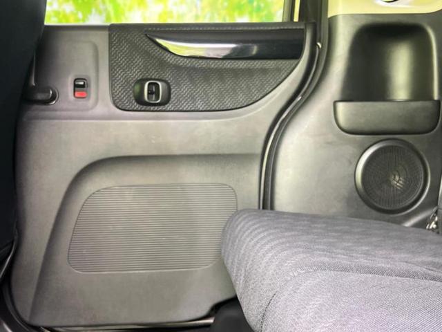 N-BOXカスタム 4WD G・ターボパッケージ 新品タイヤ/保証書/両側電動スライドドア/ヘッドランプ HID/EBD付ABS/横滑り防止装置/エアバッグ 運転席/エアバッグ 助手席/アルミホイール 純正 15インチ/パワーウインドウ 4WD(22枚目)