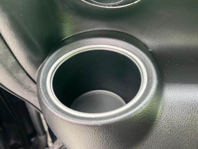 N-BOXカスタム 4WD G・ターボパッケージ 新品タイヤ/保証書/両側電動スライドドア/ヘッドランプ HID/EBD付ABS/横滑り防止装置/エアバッグ 運転席/エアバッグ 助手席/アルミホイール 純正 15インチ/パワーウインドウ 4WD(27枚目)