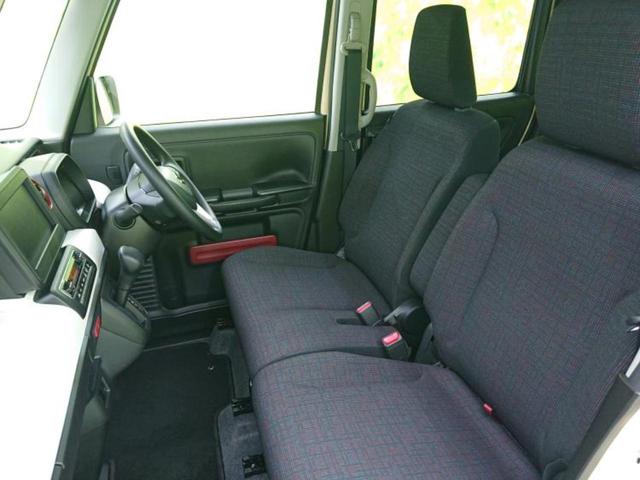 スペーシア ４ＷＤハイブリッドＧ　新品タイヤ／保証書／衝突安全装置／シートヒーター　運転席／車線逸脱防止支援システム／ＥＢＤ付ＡＢＳ／アイドリングストップ／禁煙車／エアバッグ　運転席／エアバッグ　助手席／エアバッグ　サイド　４ＷＤ（6枚目）