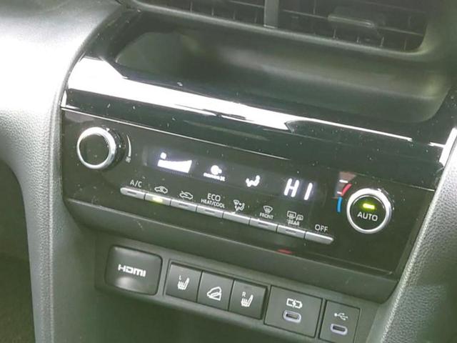 ヤリスクロス ４ＷＤハイブリッドＺ　保証書／純正　メモリーナビ／衝突安全装置／シートヒーター　前席／パノラミックビューモニター／車線逸脱防止支援システム／シート　ハーフレザー／電動バックドア／ヘッドランプ　ＬＥＤ　衝突被害軽減システム（31枚目）