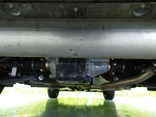 ヤリスクロス ４ＷＤハイブリッドＺ　保証書／純正　メモリーナビ／衝突安全装置／シートヒーター　前席／パノラミックビューモニター／車線逸脱防止支援システム／シート　ハーフレザー／電動バックドア／ヘッドランプ　ＬＥＤ　衝突被害軽減システム（46枚目）